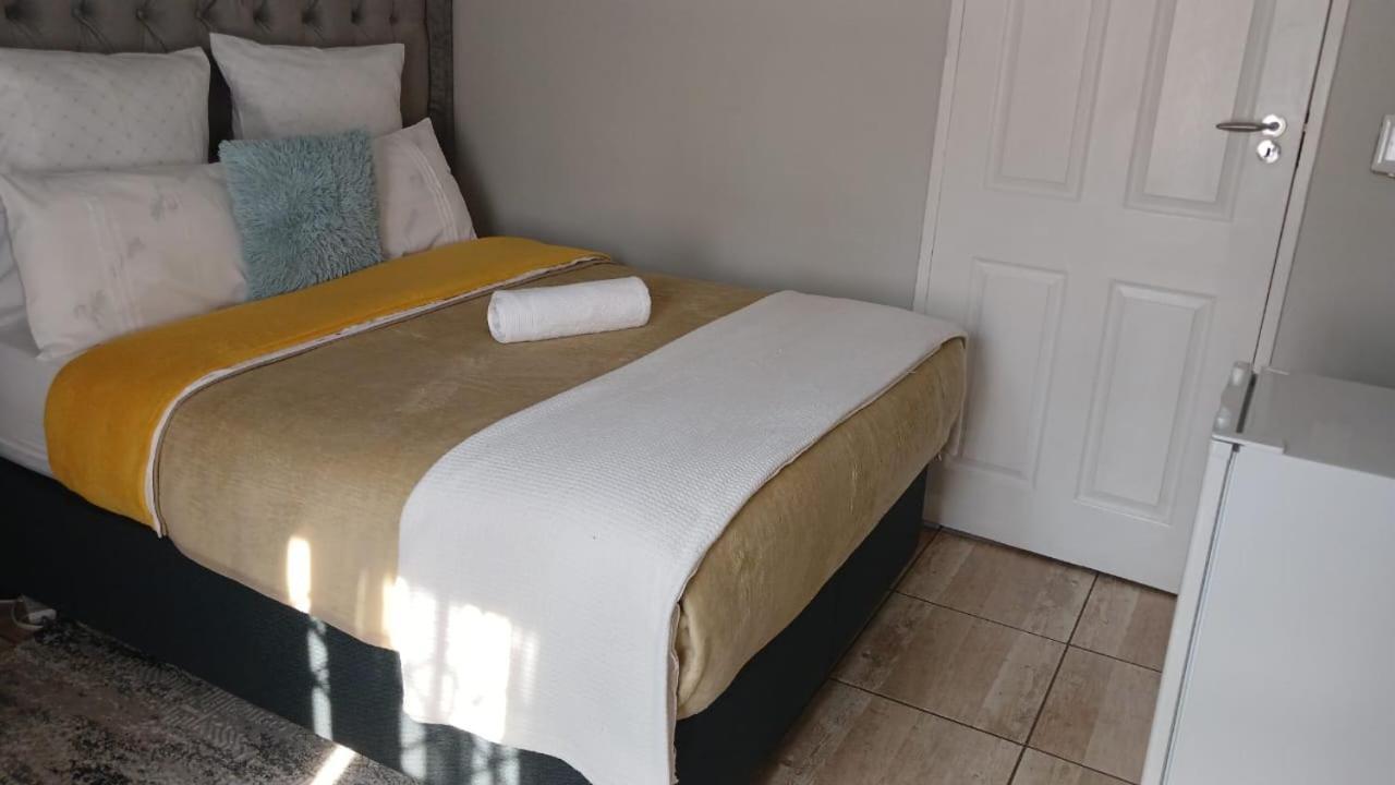South Serene Guest House Midrand Exteriér fotografie